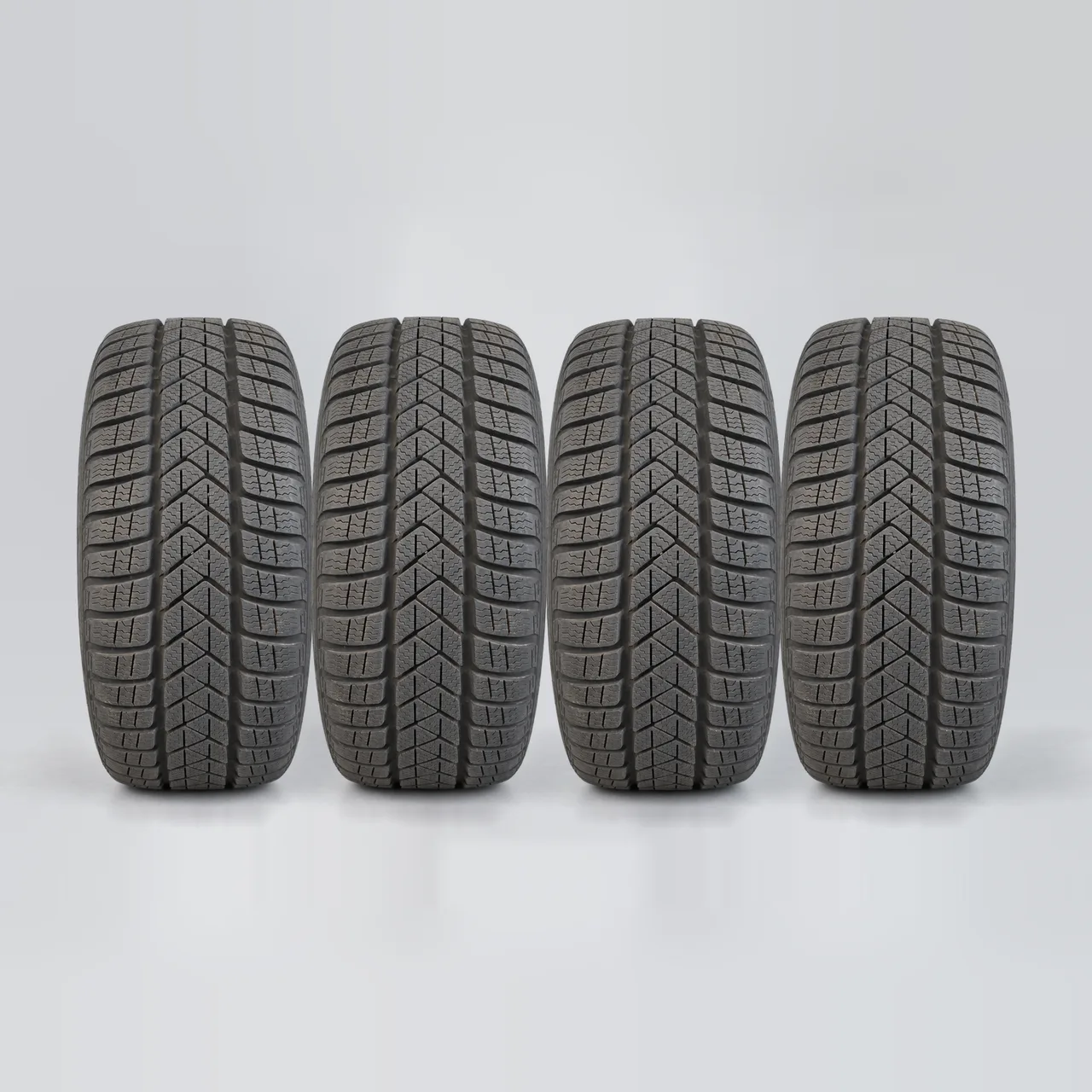 PIRELLI SOTTOZERO 3, 4 gomme, battistrada 8 mm