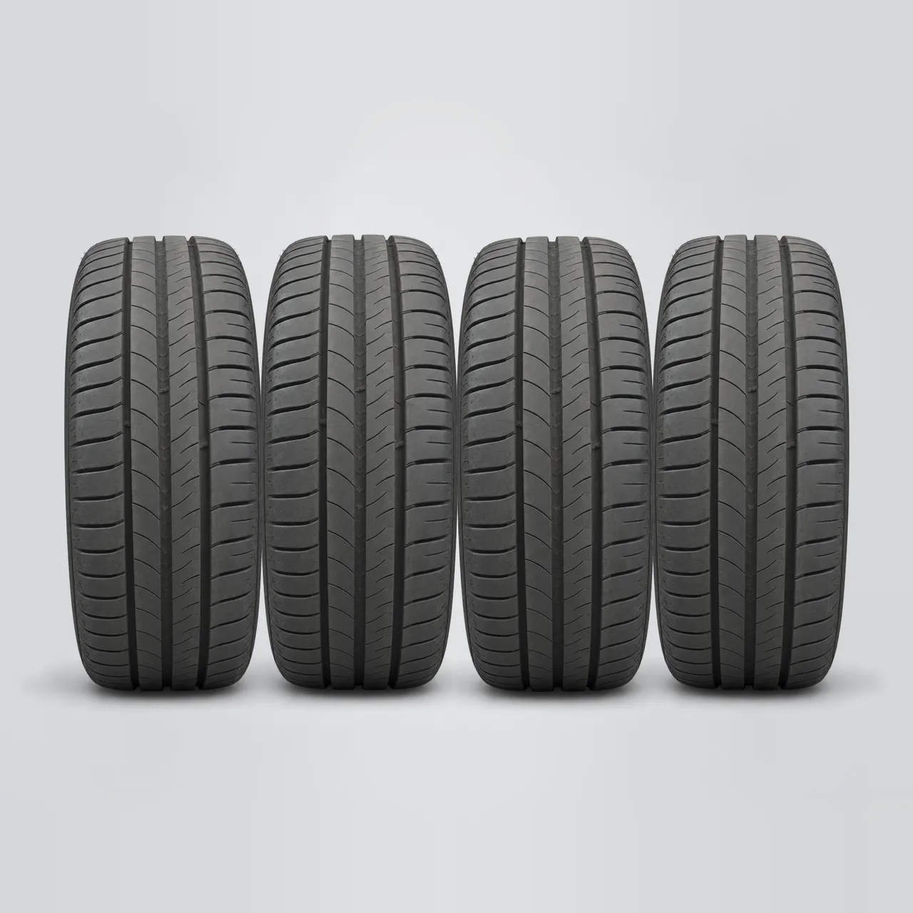 MICHELIN ENERGY SAVER, 4 gomme, battistrada 6 mm