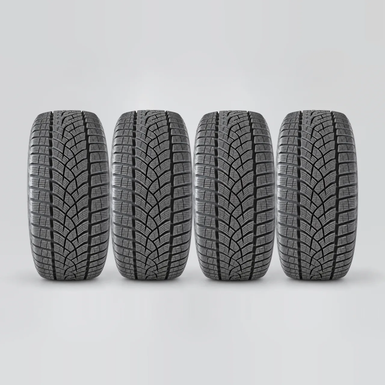 GOODYEAR ULTRAGRIP PERFORMANCE+, 4 gomme, battistrada 7 mm