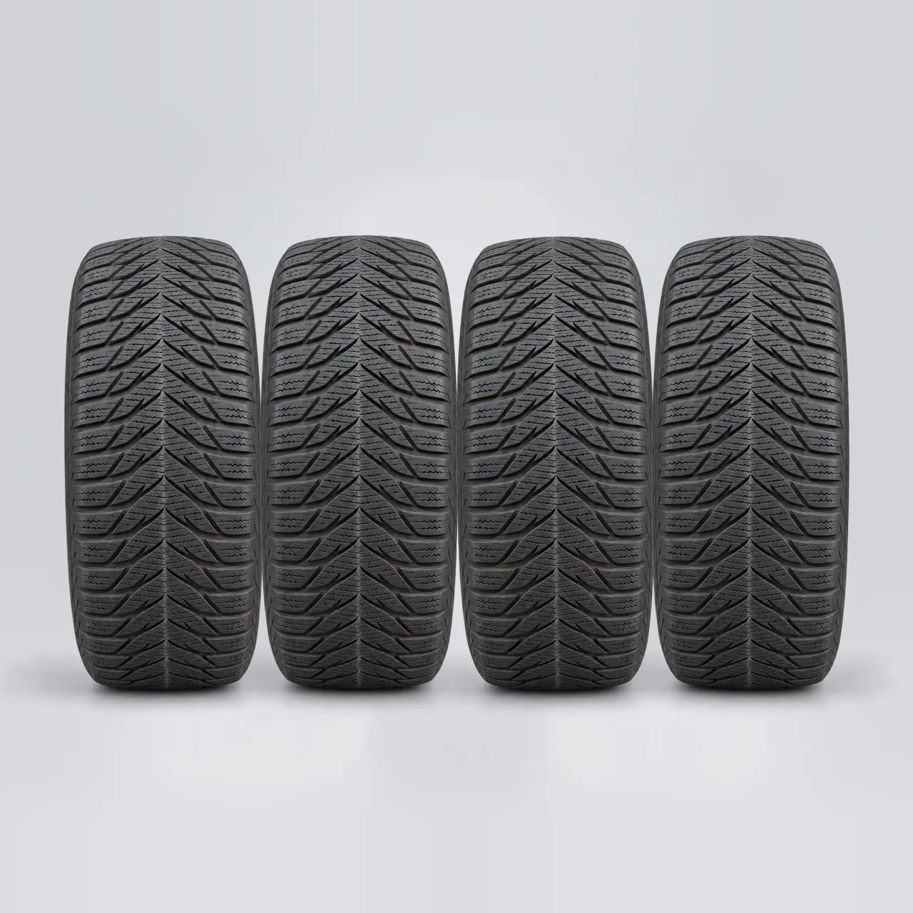 GOODYEAR ULTRAGRIP 8, 4 gomme, battistrada 7 mm