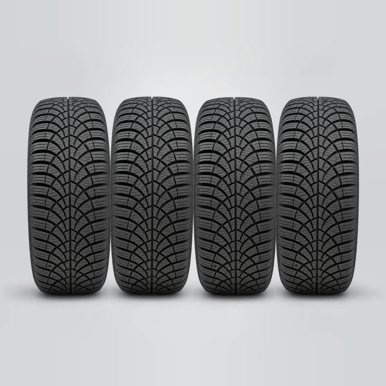 GOODYEAR ULTRAGRIP 9, 4 gomme, battistrada 8 mm